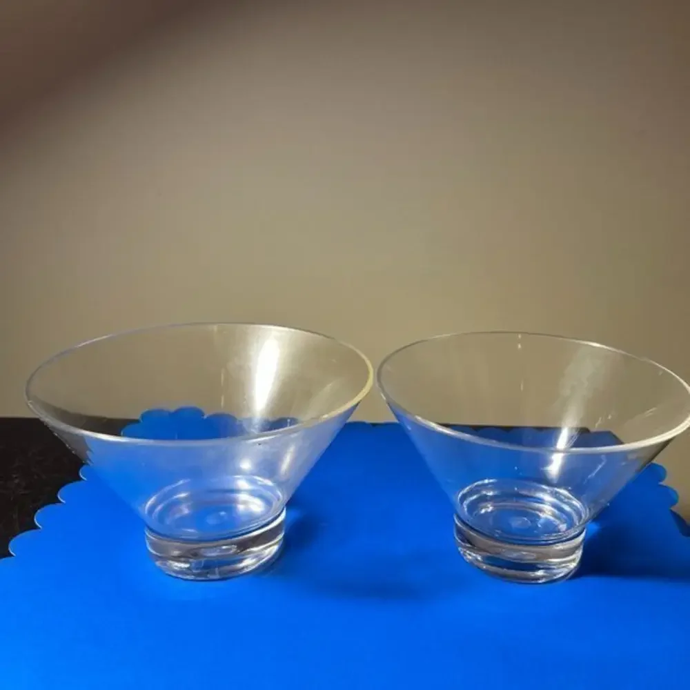 Two Gracious Home‎  Nut / Candy Dishes